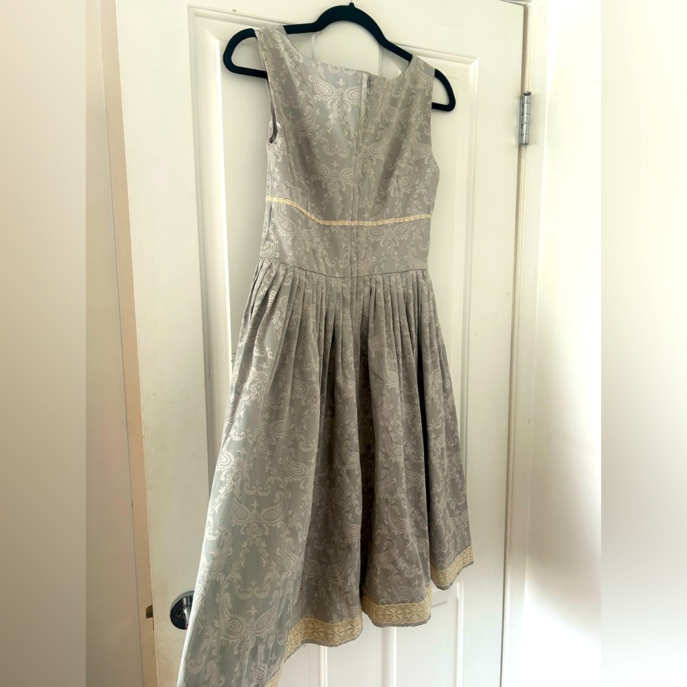 Nick & Mo Silver Paisley Dress - Picture 4 of 8